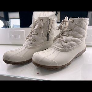 White Sperry Syren waterproof leather duck boot